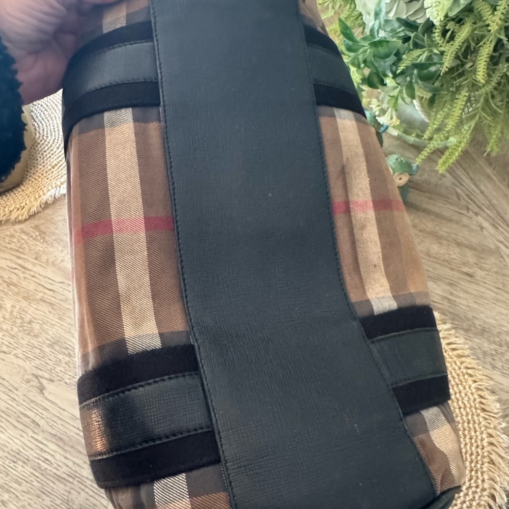 Burberry Tan and Black Travel Bag - Picture 3 of 13